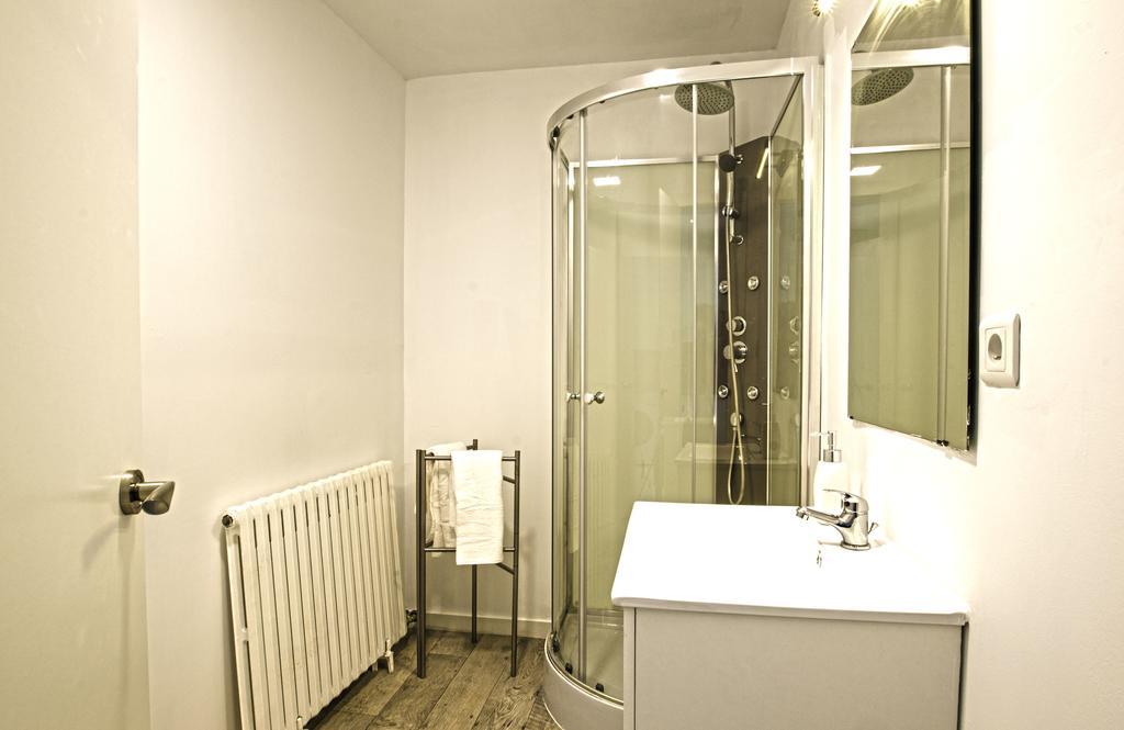 Maison La Douane - Comprends Nettoyage Professionnel Et Le Linge ลารองส์ ภายนอก รูปภาพ