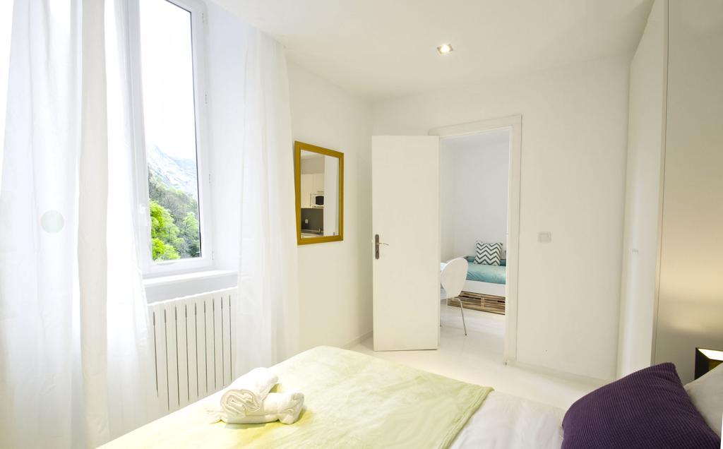 Maison La Douane - Comprends Nettoyage Professionnel Et Le Linge ลารองส์ ภายนอก รูปภาพ