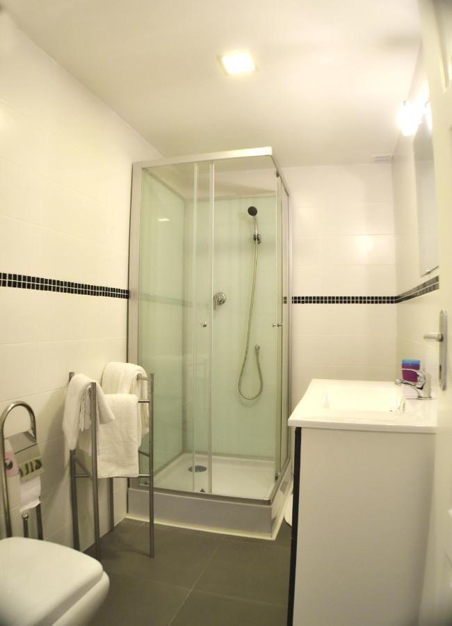 Maison La Douane - Comprends Nettoyage Professionnel Et Le Linge ลารองส์ ห้อง รูปภาพ
